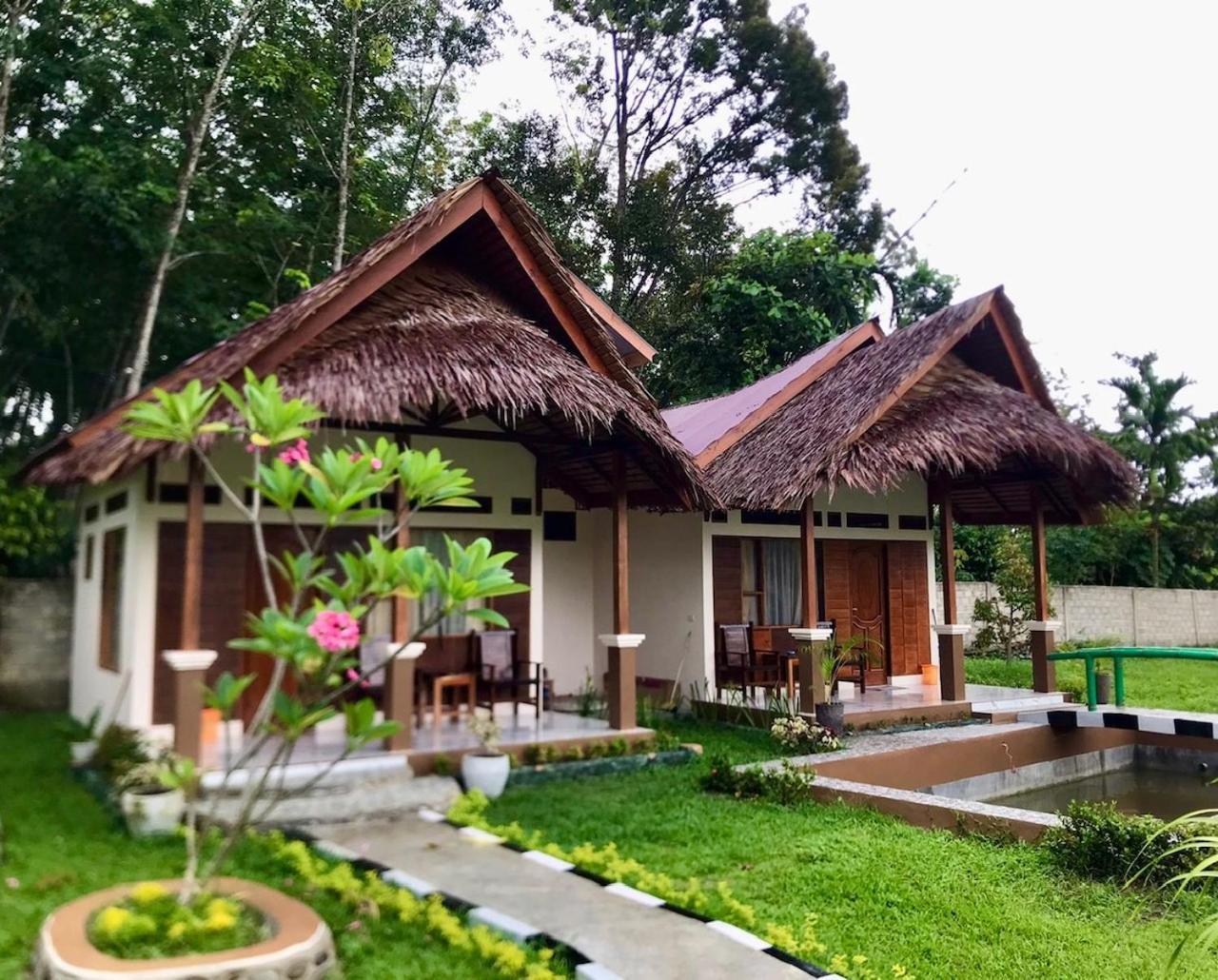 R5 Keramba Inn Bukit Lawang Exterior foto